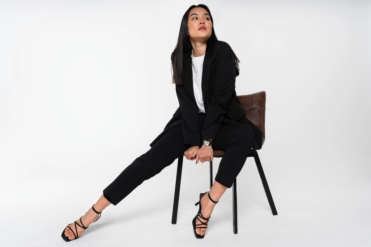 que mettre avec un pantalon noir femme